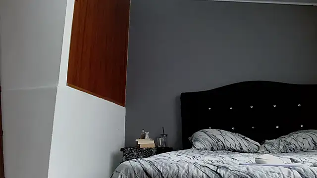 Snapshot of Emilia_1995 chatting on January 31, 2025, 7:51 pm Emilia 1995 online show from January 31, 2025, 7:51 pm