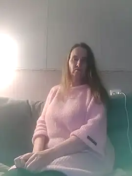 Evelina cute online show from December 15, 2024, 6:48 pm