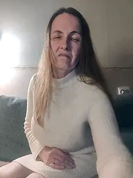 Evelina cute online show from December 17, 2024, 7:15 pm