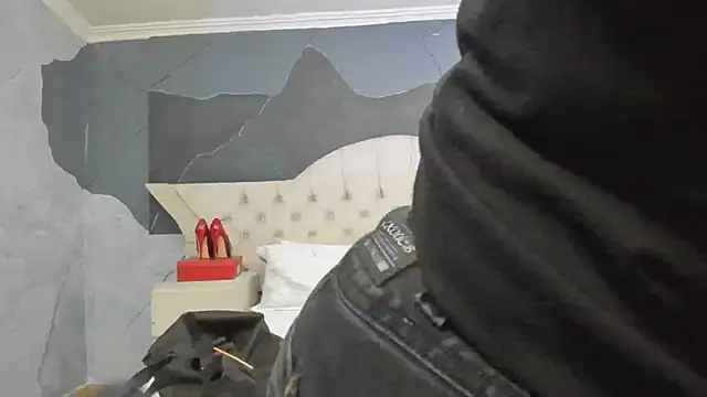 AmberGreyy  online show from February 25, 2025, 12:24 pm