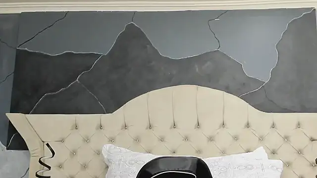 AmberGreyy  online show from March 3, 2025, 1:53 pm