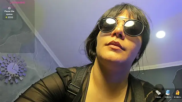 AmberGreyy  online show from September 13, 2025, 12:38 pm