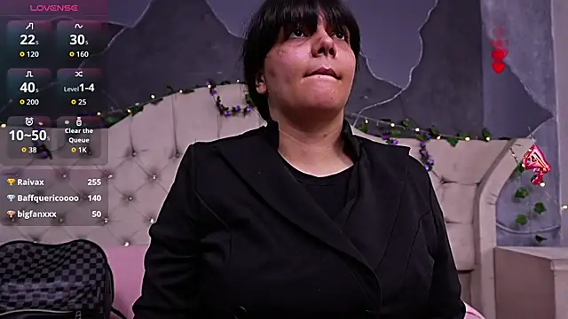 AmberGreyy  online show from April 4, 2026, 2:25 pm