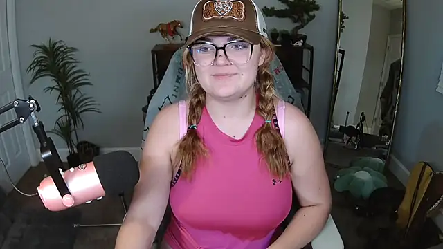 Snapshot of rodeobrii chatting on February 18, 2026, 11:22 pm rodeobrii online show from February 18, 2026, 11:22 pm