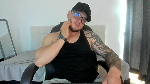 Snapshot of Teilor_Creed chatting on October 13, 2025, 7:03 pm Teilor Creed online show from October 13, 2025, 7:03 pm