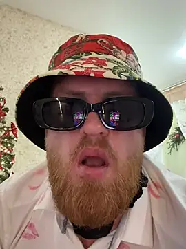 Snapshot of Big_Mini chatting on December 25, 2024, 11:10 pm Big Mini online show from December 25, 2024, 11:10 pm