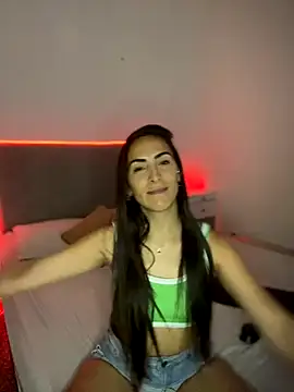 Snapshot of alessandra-a chatting on December 1, 2024, 8:20 pm alessandra-a online show from December 1, 2024, 8:20 pm