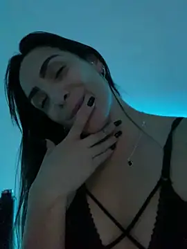 Snapshot of alessandra-a chatting on December 26, 2024, 10:20 pm alessandra-a online show from December 26, 2024, 10:20 pm