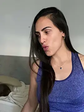 Snapshot of alessandra-a chatting on February 18, 2025, 9:20 pm alessandra-a online show from February 18, 2025, 9:20 pm