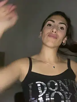 Snapshot of alessandra-a chatting on February 24, 2025, 3:23 am alessandra-a online show from February 24, 2025, 3:23 am