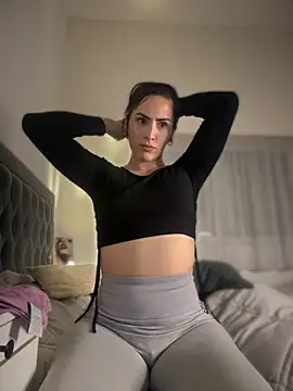 Snapshot of alessandra-a chatting on September 18, 2025, 11:29 pm alessandra-a online show from September 18, 2025, 11:29 pm