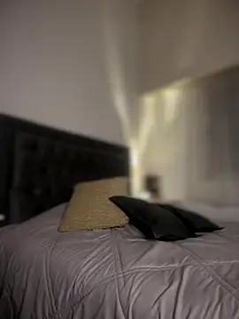 Snapshot of alessandra-a chatting on October 1, 2025, 3:45 am alessandra-a online show from October 1, 2025, 3:45 am