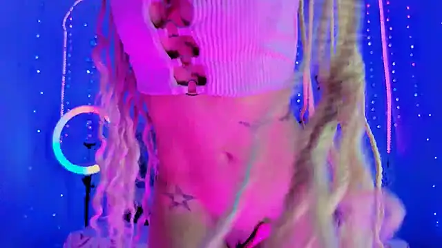 Snapshot of gabbiefoxthx chatting on January 27, 2025, 9:34 am gabbiefoxthx online show from January 27, 2025, 9:34 am