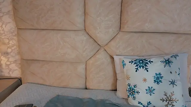 Snapshot of amatista__smith chatting on December 17, 2025, 9:21 pm amatista smith online show from December 17, 2025, 9:21 pm