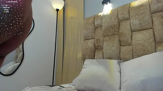 Snapshot of amatista__smith chatting on December 21, 2025, 1:18 pm amatista smith online show from December 21, 2025, 1:18 pm