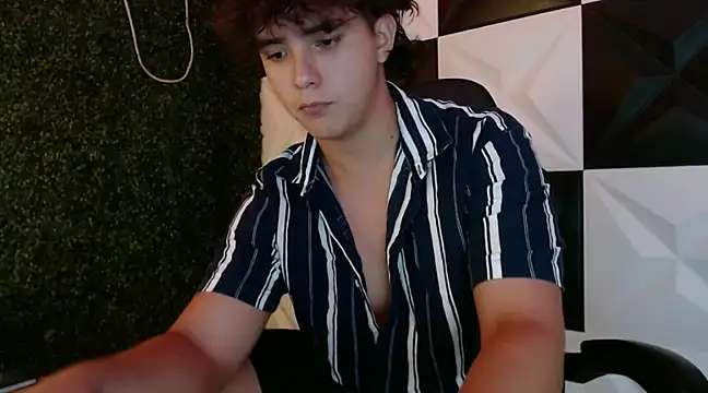 Dani cumboy online show from February 14, 2025, 2:50 am