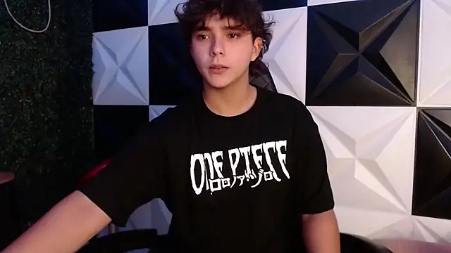 Dani cumboy online show from March 7, 2025, 2:36 am