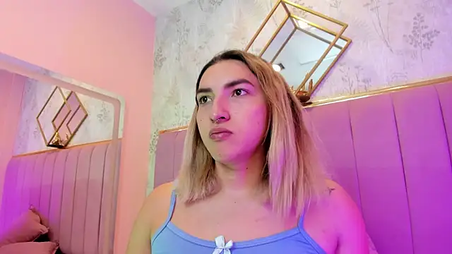 Snapshot of TomLondon_ chatting on January 6, 2026, 1:37 pm TomLondon online show from January 6, 2026, 1:37 pm