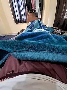 villagb12 online show from December 28, 2024, 4:30 am