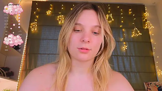 Snapshot of NaokoStifel chatting on February 4, 2025, 10:21 am NaokoStifel online show from February 4, 2025, 10:21 am