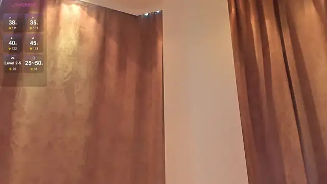 Snapshot of NaokoStifel chatting on February 17, 2025, 5:36 am NaokoStifel online show from February 17, 2025, 5:36 am