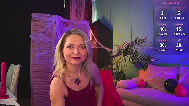 Snapshot of Gloria_Lovely chatting on November 4, 2025, 10:58 am Gloria Lovely online show from November 4, 2025, 10:58 am