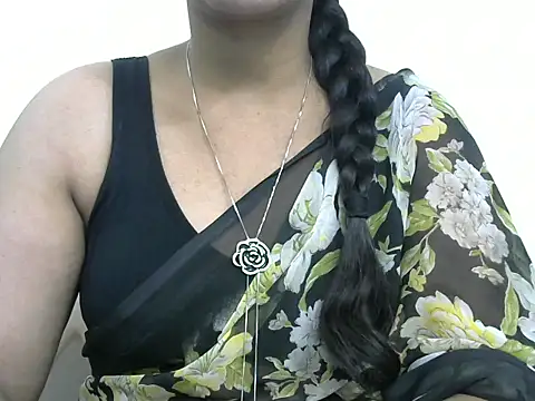 Snapshot of rashmika_reddy chatting on December 1, 2025, 5:29 pm rashmika reddy online show from December 1, 2025, 5:29 pm