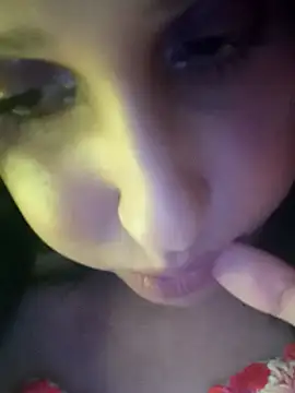 Snapshot of youka_tr chatting on February 15, 2026, 8:05 pm youka tr online show from February 15, 2026, 8:05 pm