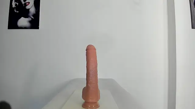 Snapshot of Andrea_Williams_ chatting on November 8, 2025, 11:43 am Andrea Williams online show from November 8, 2025, 11:43 am