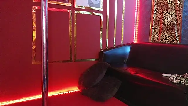 alissa4blonde online show from October 31, 2025, 6:03 am