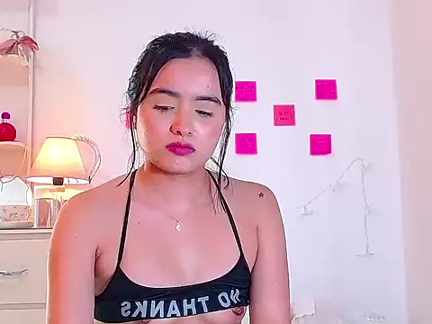 naissha- online show from February 19, 2025, 2:44 pm