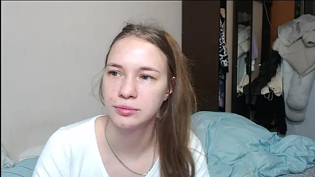 Snapshot of leila_bambi_ chatting on February 4, 2025, 8:46 am leila bambi online show from February 4, 2025, 8:46 am