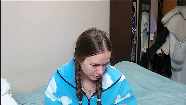 Snapshot of leila_bambi_ chatting on February 5, 2025, 3:20 pm leila bambi online show from February 5, 2025, 3:20 pm