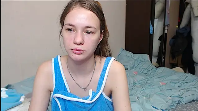 Snapshot of leila_bambi_ chatting on February 18, 2025, 11:08 pm leila bambi online show from February 18, 2025, 11:08 pm