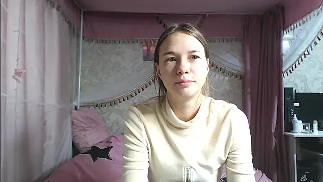 Snapshot of leila_bambi_ chatting on December 1, 2025, 6:46 pm leila bambi online show from December 1, 2025, 6:46 pm