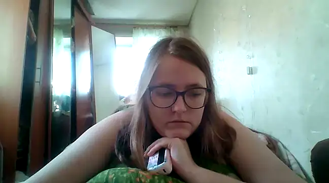 Snapshot of DesireMelissa chatting on February 20, 2025, 7:34 am DesireMelissa online show from February 20, 2025, 7:34 am