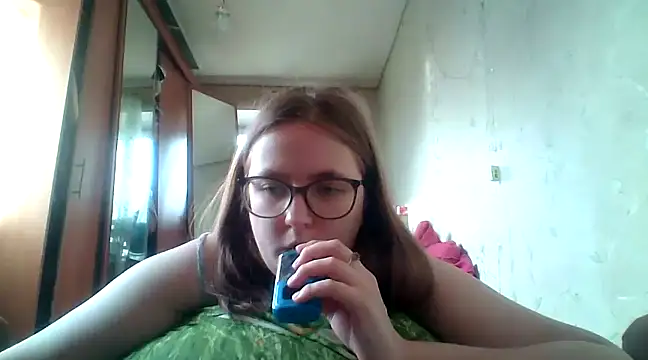 Snapshot of DesireMelissa chatting on March 1, 2025, 12:45 pm DesireMelissa online show from March 1, 2025, 12:45 pm