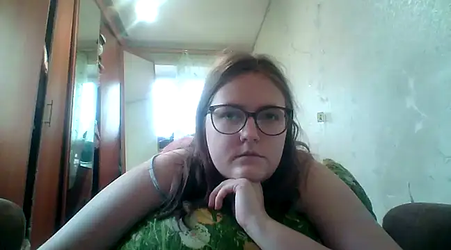 Snapshot of DesireMelissa chatting on March 2, 2025, 7:21 am DesireMelissa online show from March 2, 2025, 7:21 am