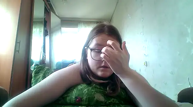 Snapshot of DesireMelissa chatting on March 13, 2025, 10:36 am DesireMelissa online show from March 13, 2025, 10:36 am