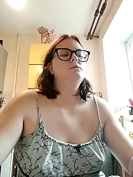 Snapshot of DesireMelissa chatting on October 31, 2025, 11:33 am DesireMelissa online show from October 31, 2025, 11:33 am