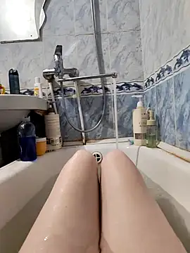 DesireMelissa online show from May 11, 2026, 3:18 pm