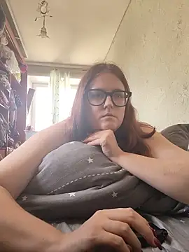 DesireMelissa online show from May 17, 2026, 9:49 am