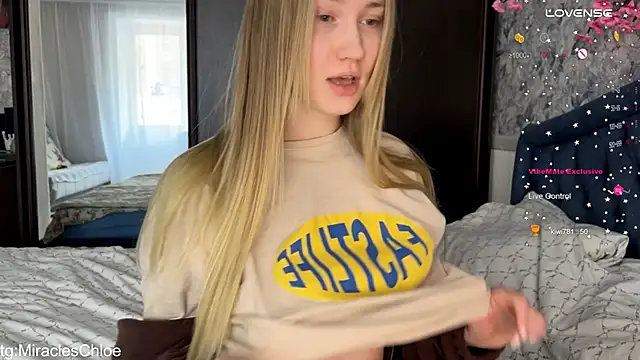 Snapshot of ChloeMillerMeow chatting on January 16, 2026, 8:18 am ChloeMillerMeow online show from January 16, 2026, 8:18 am