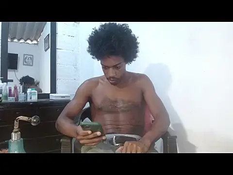 Larry-n-clouds online show from May 19, 2026, 8:59 pm