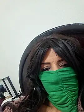 Snapshot of Rozittaa chatting on December 22, 2024, 7:52 pm Rozittaa online show from December 22, 2024, 7:52 pm