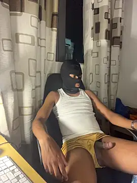 Snapshot of JaroDawg47 chatting on November 14, 2025, 7:23 pm JaroDawg47 online show from November 14, 2025, 7:23 pm