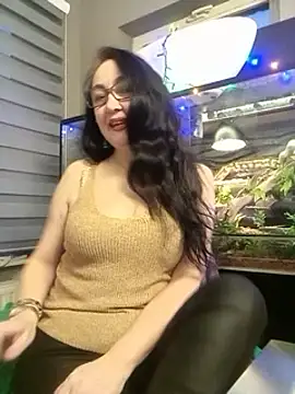 CamilleDesire online show from February 28, 2025, 5:48 pm