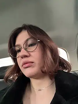 Snapshot of RinaCat chatting on February 10, 2026, 3:43 am RinaCat online show from February 10, 2026, 3:43 am