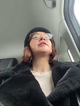 Snapshot of RinaCat chatting on February 17, 2026, 5:04 am RinaCat online show from February 17, 2026, 5:04 am