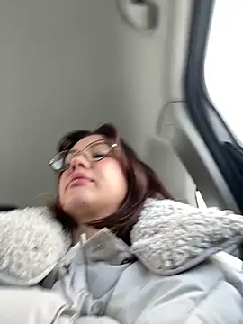 Snapshot of RinaCat chatting on February 26, 2026, 5:28 am RinaCat online show from February 26, 2026, 5:28 am